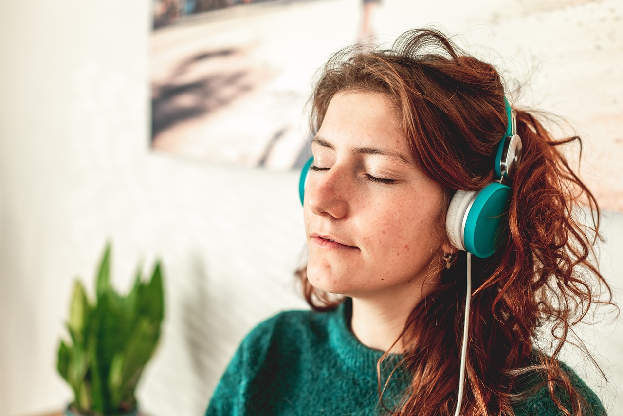 Best self help podcasts for women
